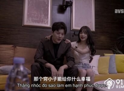 co-gai-dep-lam-tinh-voi-ong-bau-de-duoc-dua-vao-linh-vuc-giai-tri
