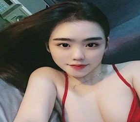 nu-sinh-cap-2-vao-nha-nghi-mut-cu-cho-ban-cung-lop