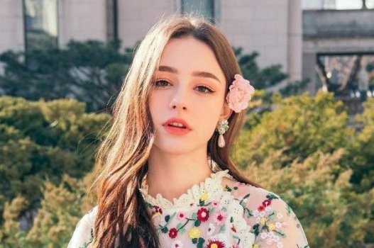phim-sex-cua-nguoi-dep-dasha-taran-nguoi-dam-duc-va-bi-dit-rat-phe