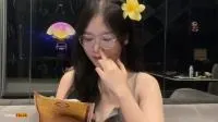Thứ mà anh em muốn xem lúc này